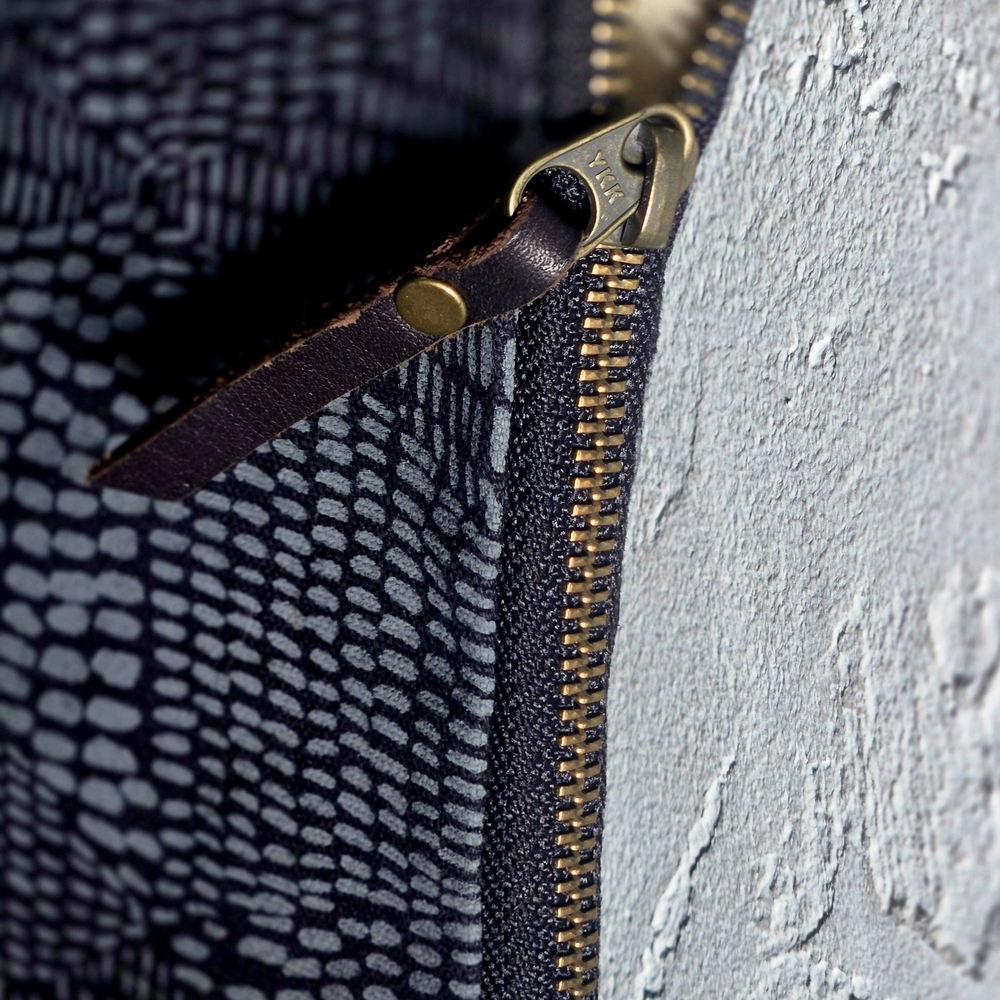 Stylish Black and Brown Shoulder Bookhou Bag - Picture 4 of 6